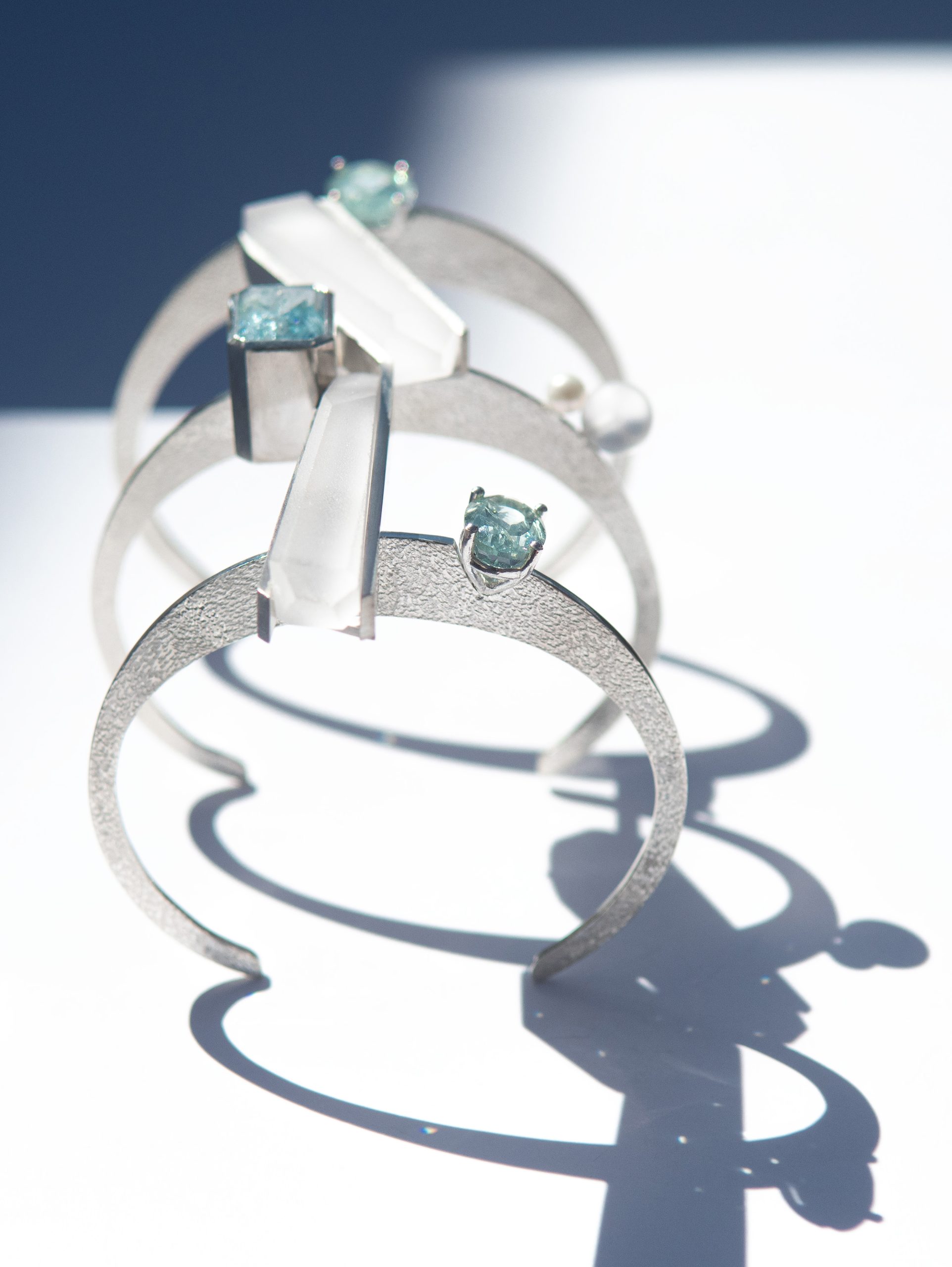 06_Zapestnica_Podobe_vode_Metka_Mikuletic_SIJW_25_