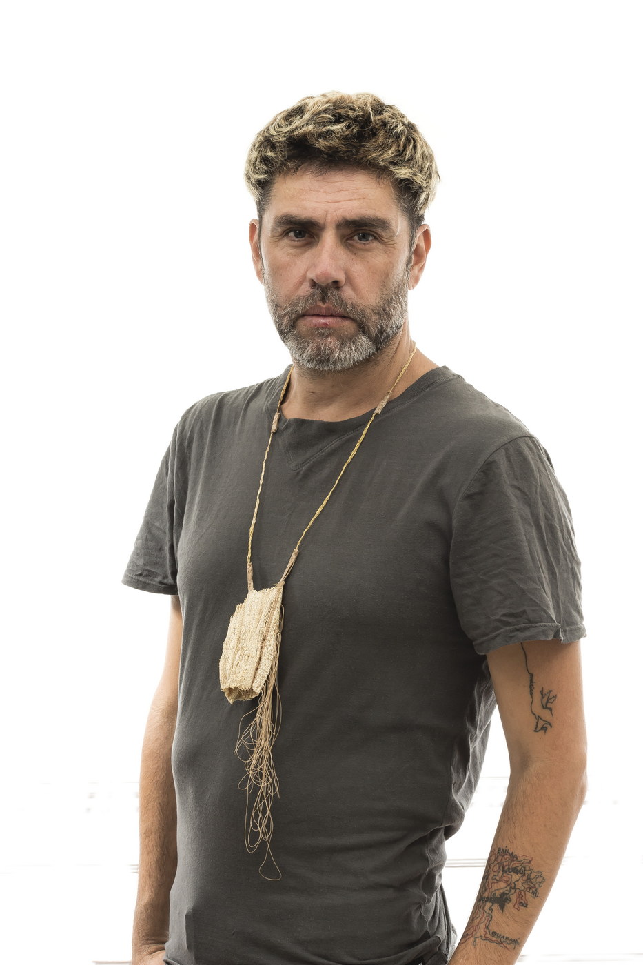 Gabi_Nirino_ChuspaToCarryAnEmpiness_in use_2