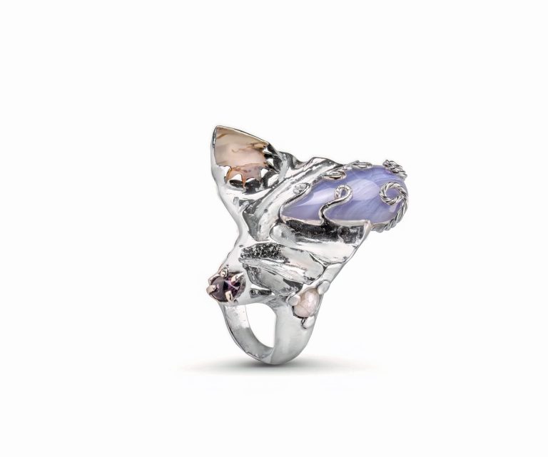 HUDA MAHDI, Irak/Romunija