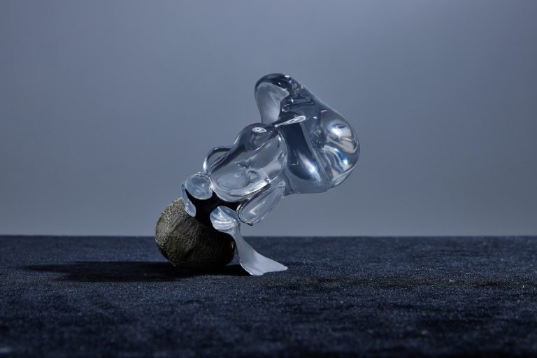 XI LI, United Kingdom